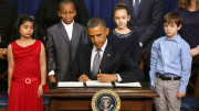 1358370038barack_obama_gun_control